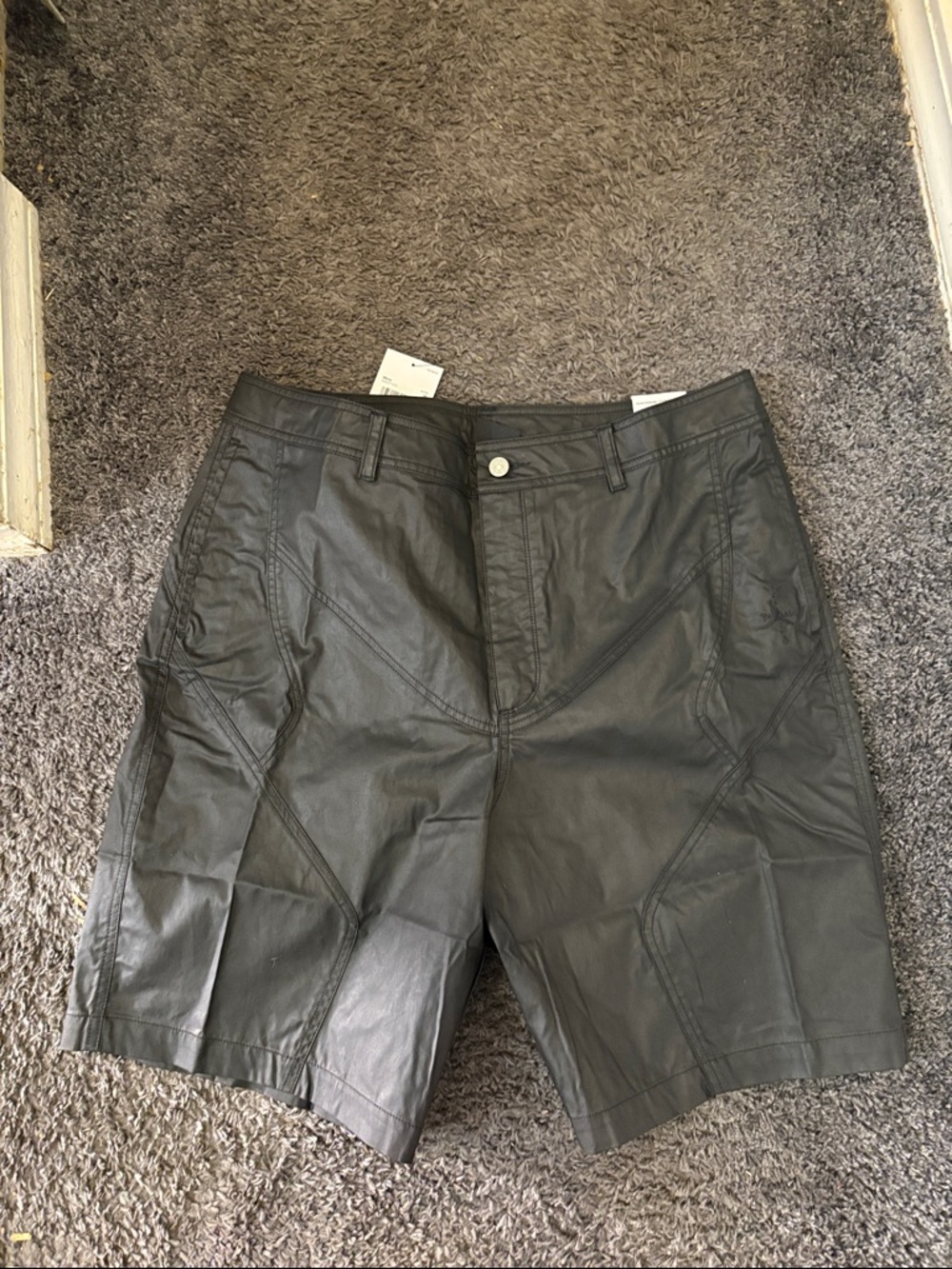 Cactus Jack Men's Black Leather-Look Shorts